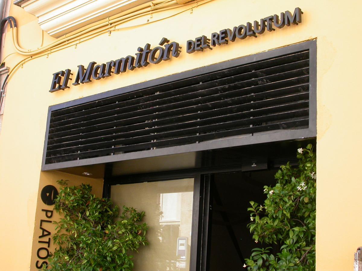 Albergue Revolutum Hostel Salamanca Eksteriør bilde